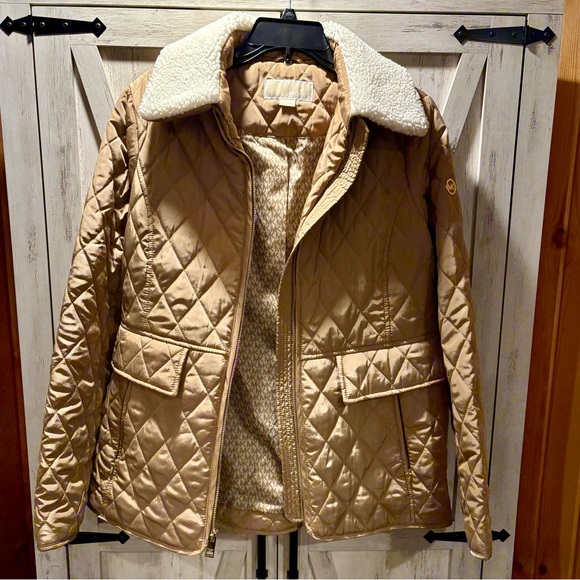 NWOT MICHAEL KORS Women's Diamond Quilted Puffer Jacket (Dark Camel) - Size M - Picture 1 of 5